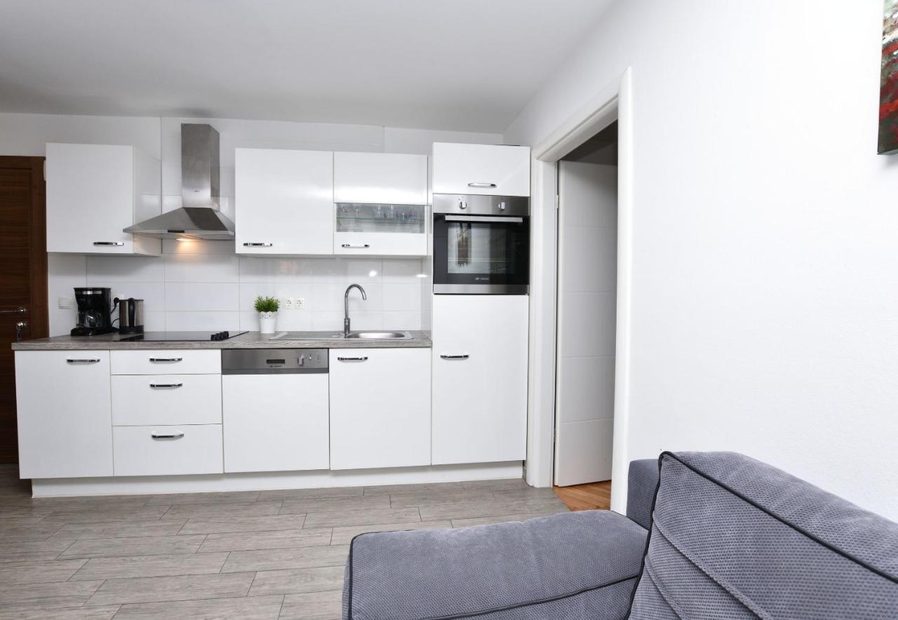 Apartment Ivan Primosten Exterior photo